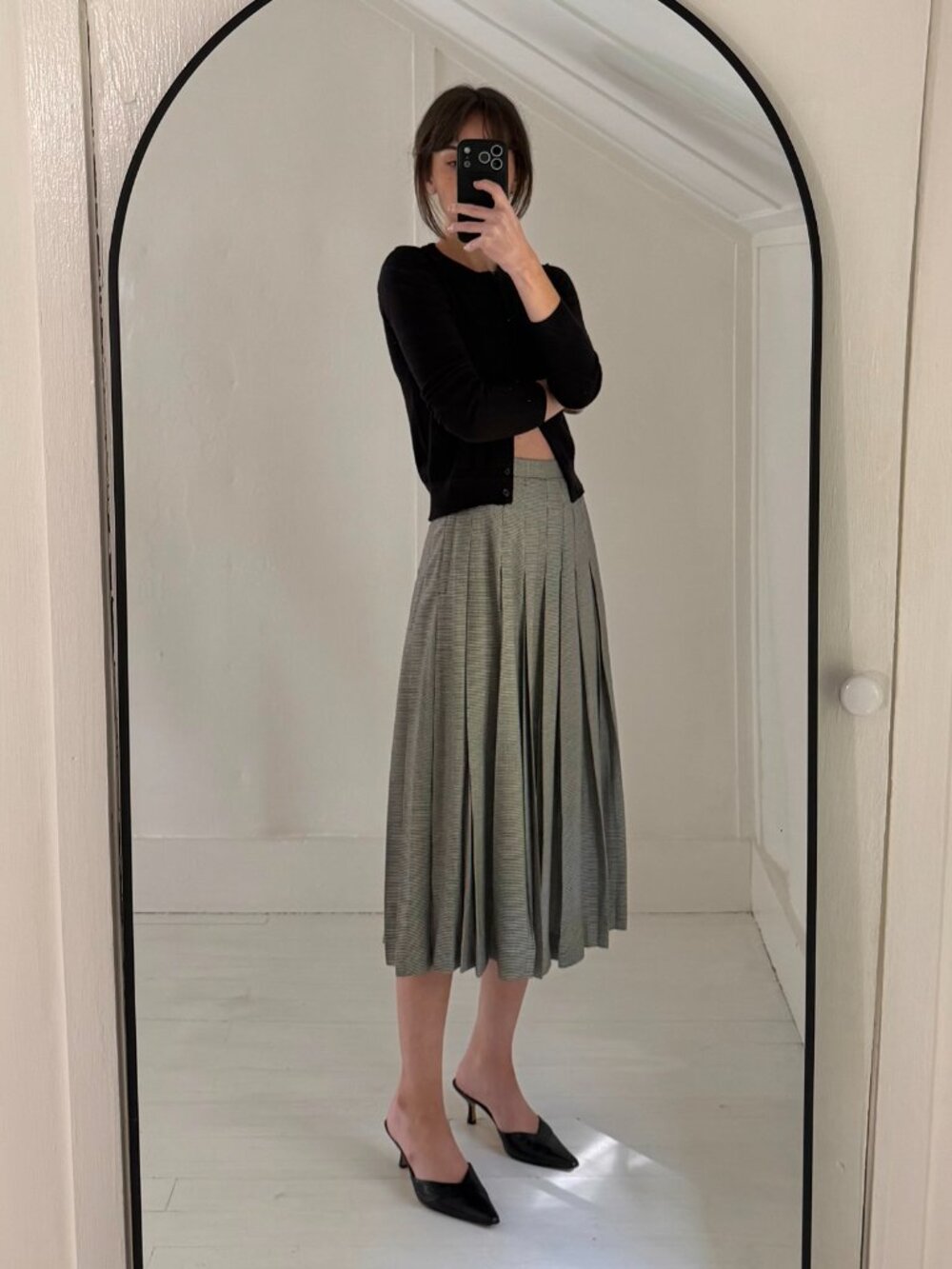 Christian Dior The Suit Vintage 80s Houndstooth Pleated Midi Skirt Size 6 - Picture 2 of 10